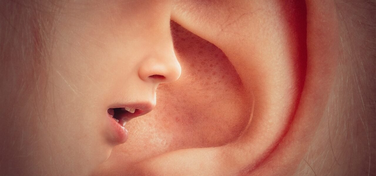 orelha queimando espiritualidade