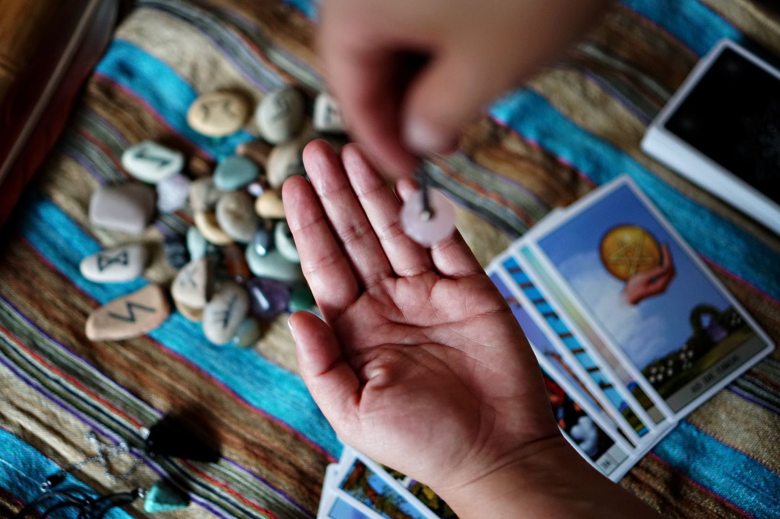 Escrita Intuitiva: Journaling Espiritual para Organizar Pensamentos e Emoções